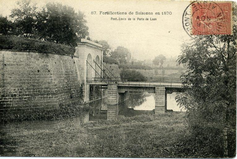Fortifications de Soissons après 1870 - Pont - Levis de la Porte de Laon