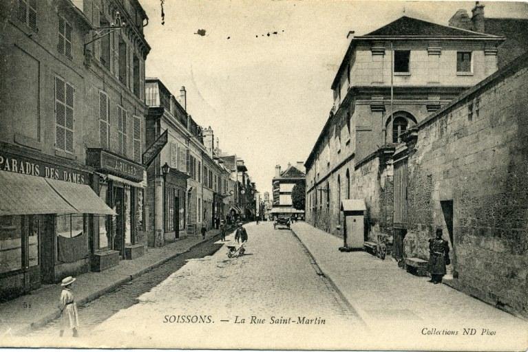 Soissons - La Rue Saint-Martin