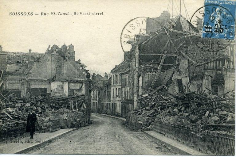 Soissons - Rue Saint-Waast