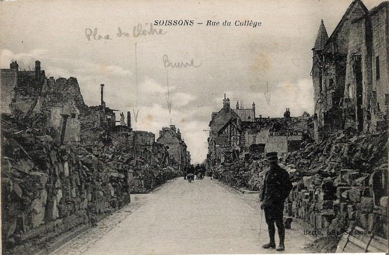 Soissons - Rue du Collège
