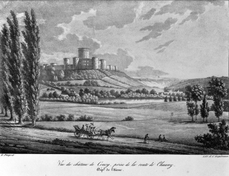 Vue du château de Coucy, prise de la route de Chauny