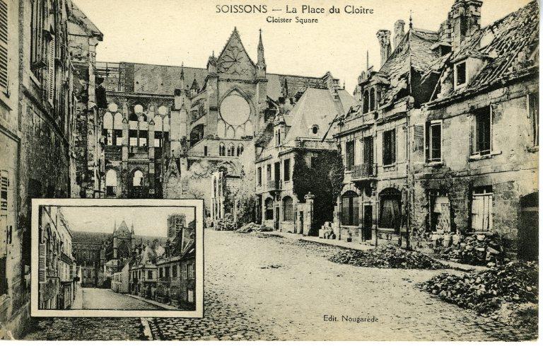 Soissons - La Place du Cloître