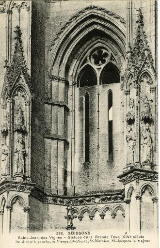 Soissons - Saint-Jean-des-Vignes - Statues de la Grande Tour, XIVe siècle. De droite à gauche, la Vierge, Saint Pierre, Saint Matthieu, Saint Jacques le Majeur