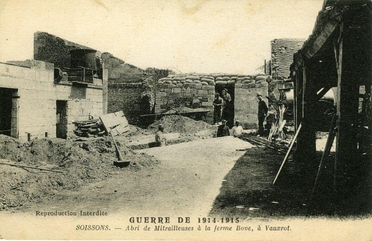 Guerre 1914-1915 - Soissons - Abri de Mitrailleuses à la ferme Bove, à Vauxrot
