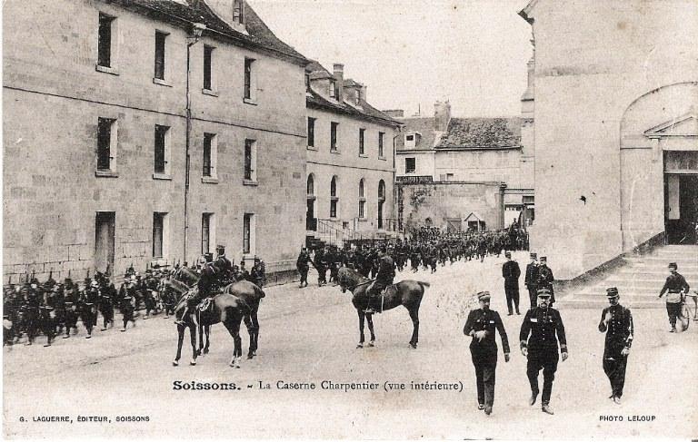 Soissons - La Caserne Charpentier (vue intérieure)