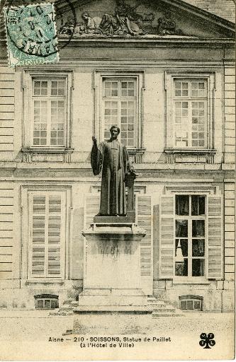 Soissons - Statue de Paillet (à l'Hôtel de Ville)