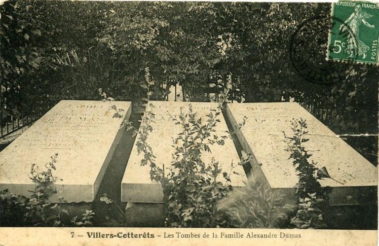 7 - Villers-Cotterêts - Les Tombes de la Famille Alexandre Dumas
