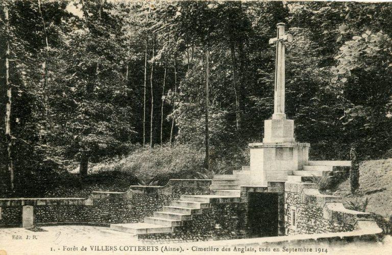 I. - Forêt de Villers-Cotterêts (Aisne). - Cimetière des Anglais, tués en Septembre 1914