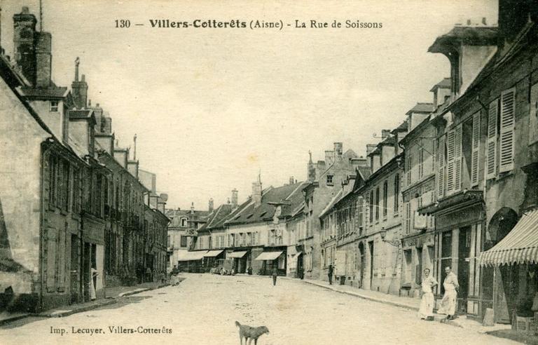 130 - Villers-Cotterêts (Aisne) - La Rue de Soissons