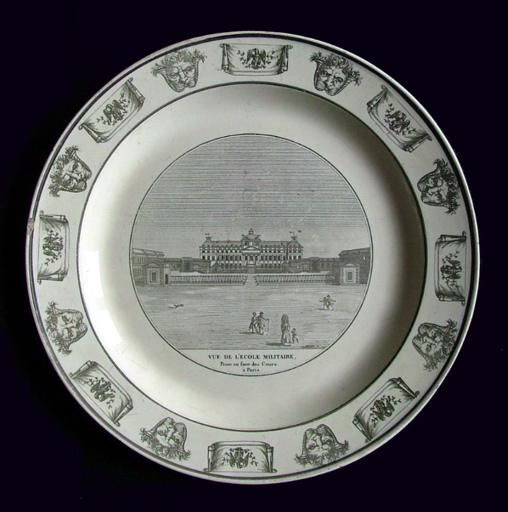 Vue de l'école militaire (titre inscrit)