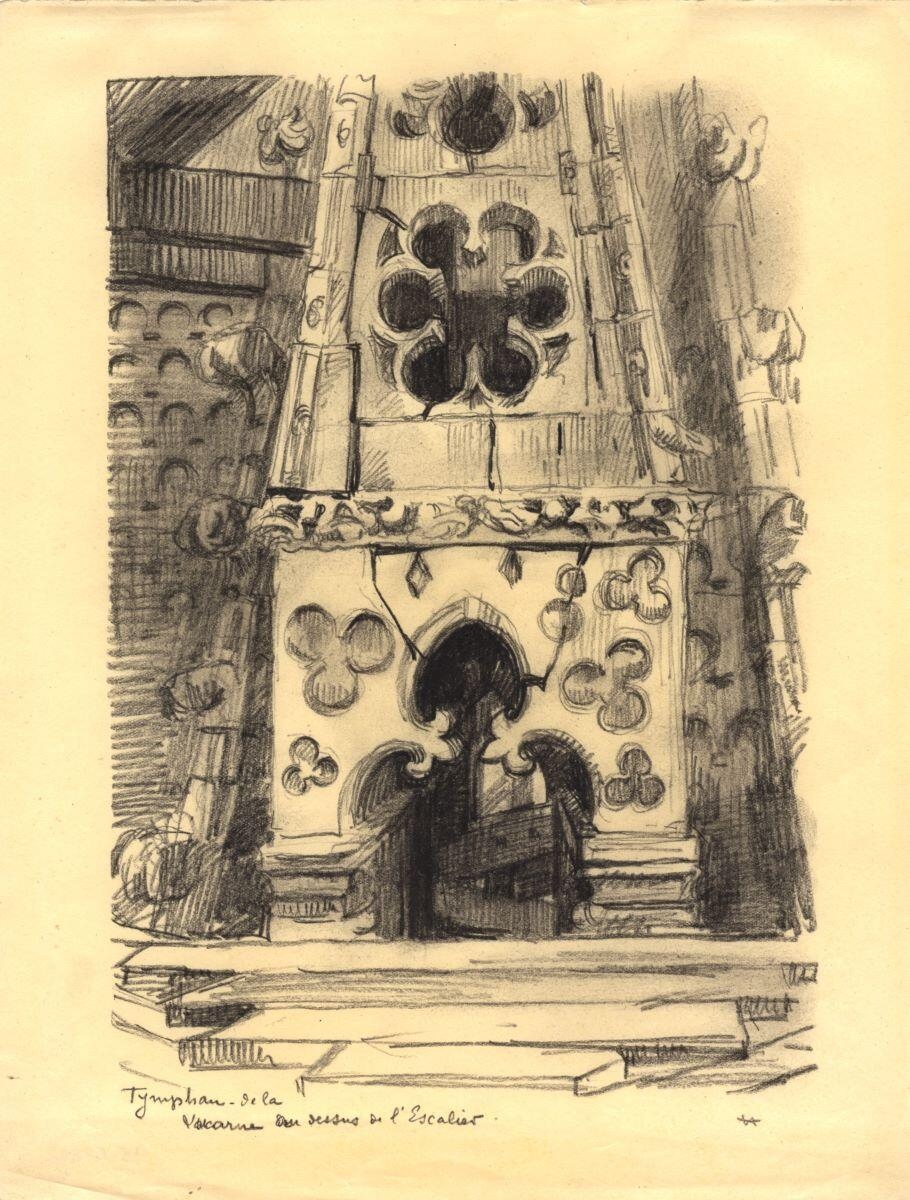 Tympan de la lucarne au dessus de l’escalier, cathédrale de Senlis