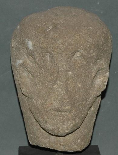 Ex-voto du temple de la forêt d'Halatte, tête d'homme