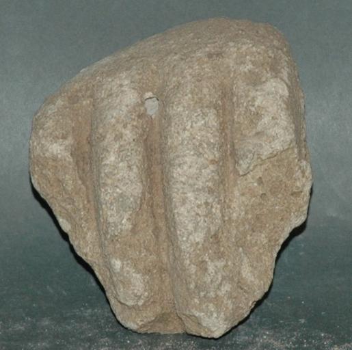 Ex-voto du temple de la forêt d'Halatte, main