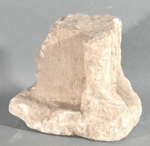 Ex-voto du temple de la forêt d'Halatte, pattes avant et sabots