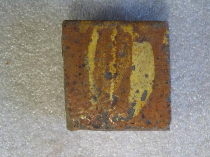 Carreau portant la lettre 'D'