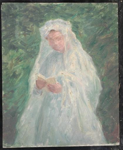 Portrait d'une communiante ou d'une mariée lisant, en robe blanche
