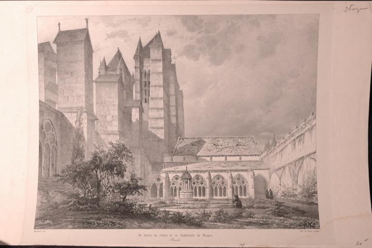 Le jardin du cloître de la cathédrale de Noyon (Oise)