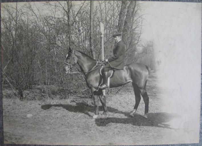 Equipage du duc de Chartres. Veneur à cheval