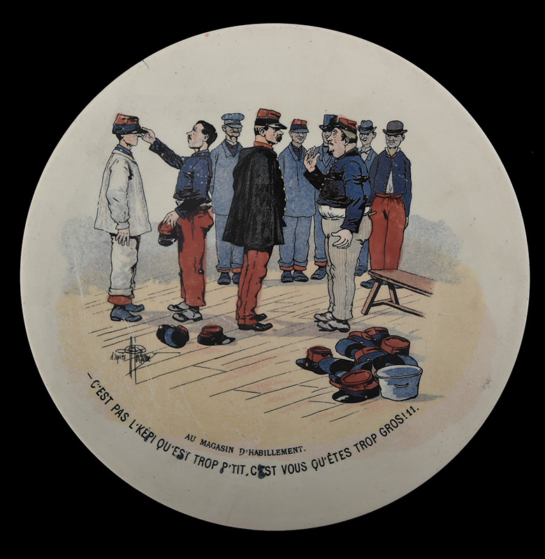 Au magasin d'habillement : c'est pas l'képi qu'est trop p'tit, c'est vous qu’êtes trop gros !