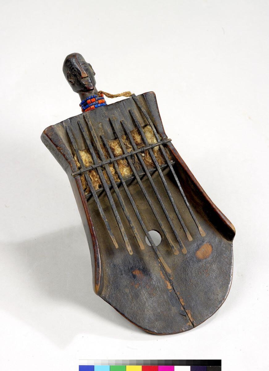 Jeu de languettes pincées