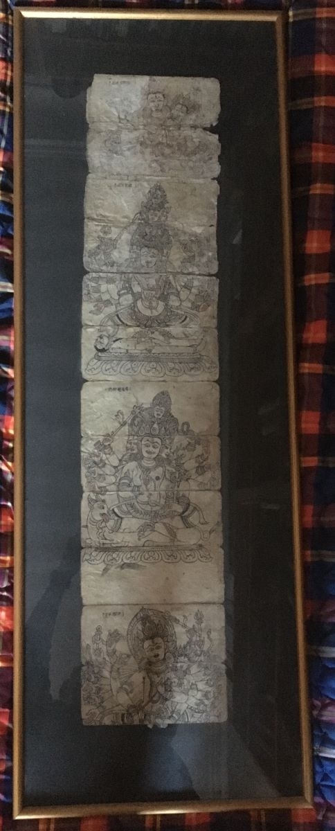 Livre de croquis représentant des divinités