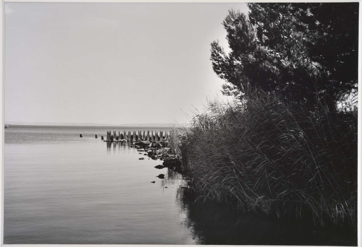 20 août 1994. Reste de l'ancien port des américains construit pendant la dernière guerre