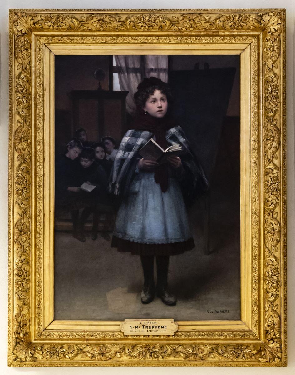 A l'école ; A l'école avant la classe