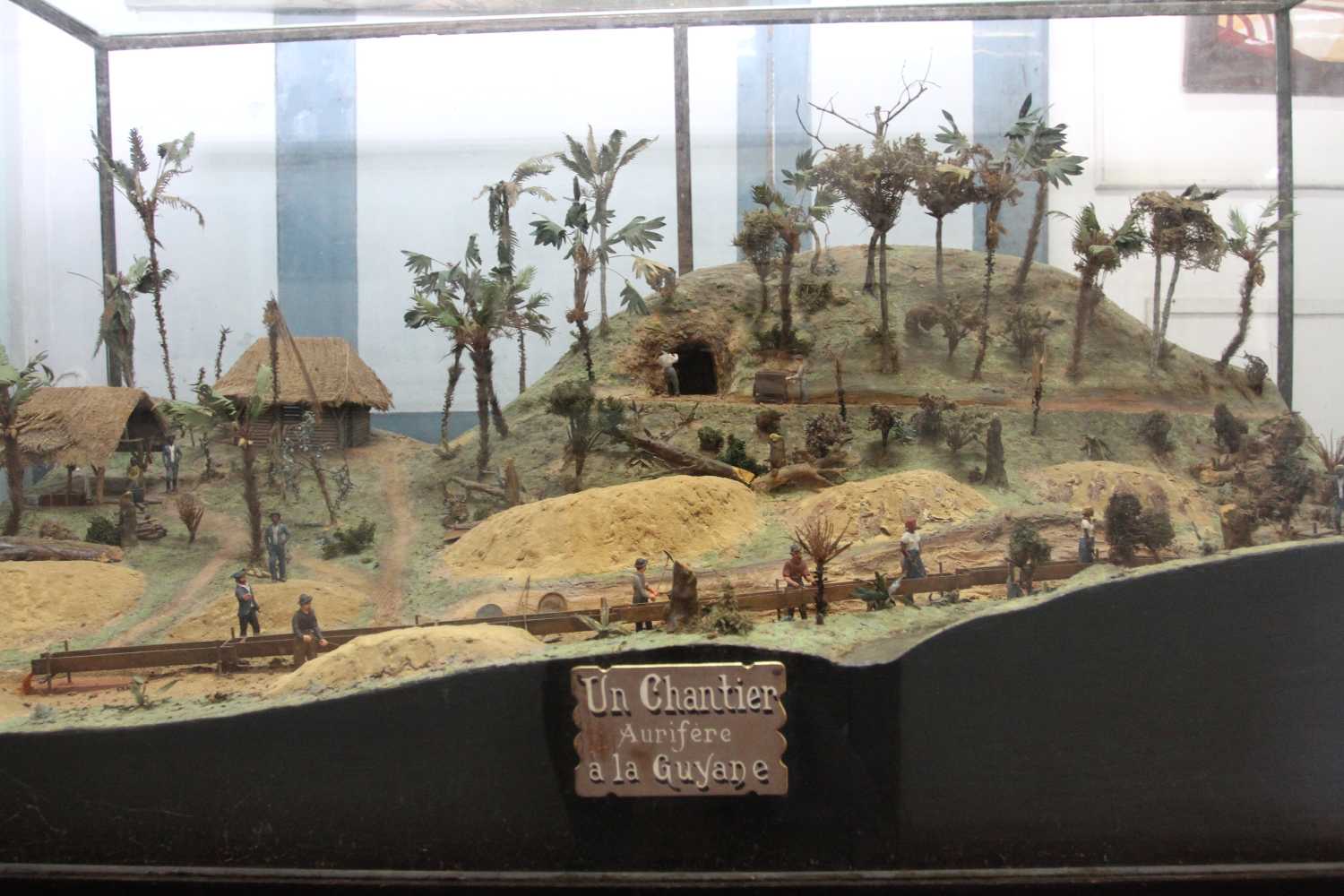Maquette d'un chantier aurifère