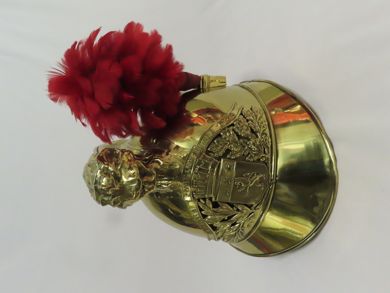 Casque de sapeur-pompier de Lyon à cimier tête de lion