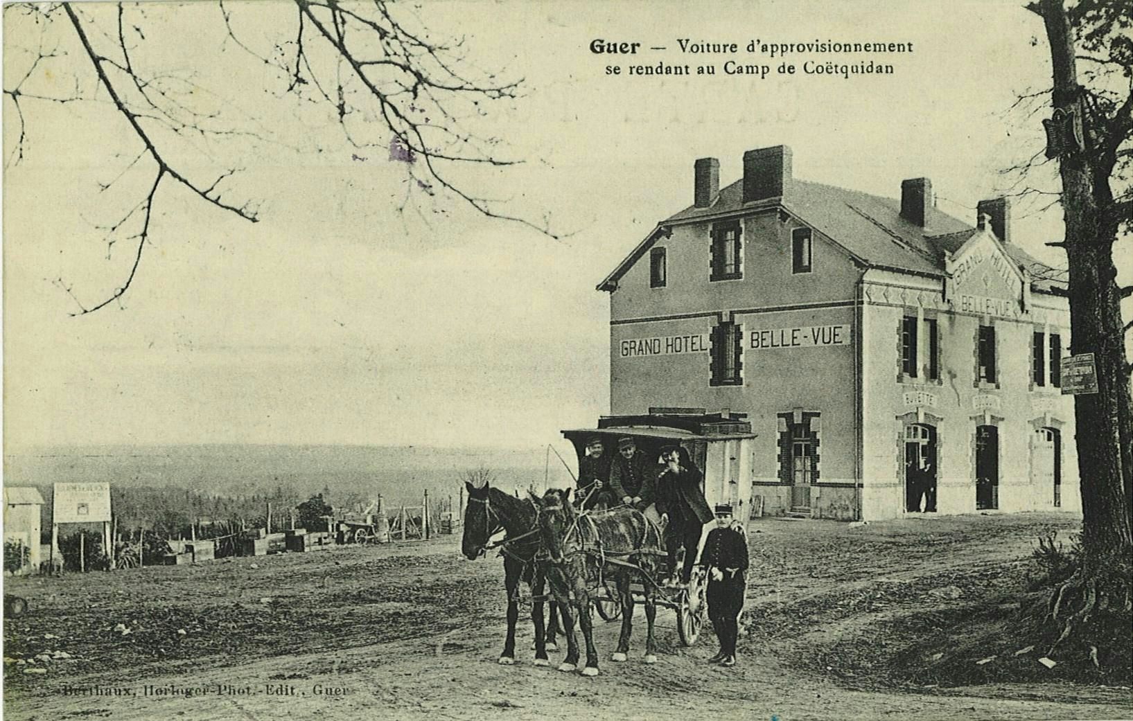 Voiture d'approvisionnement se rendant au Camp de Coëtquidan