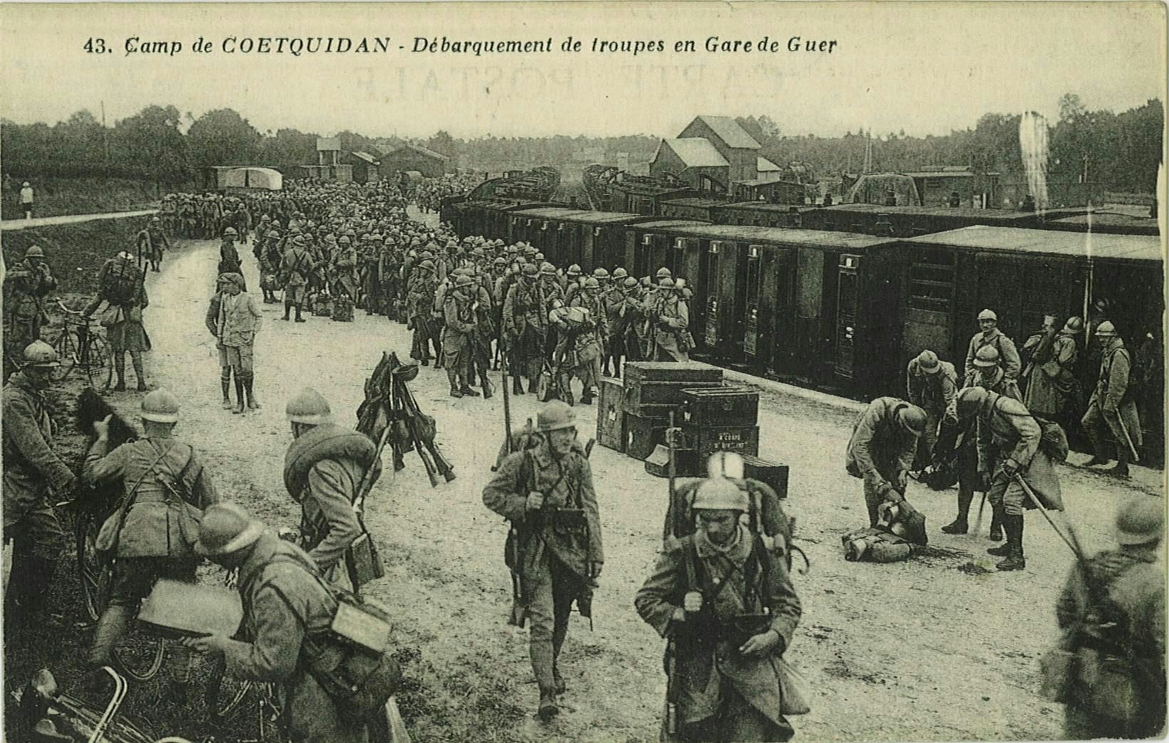 Débarquement de troupes en Gare de Guer