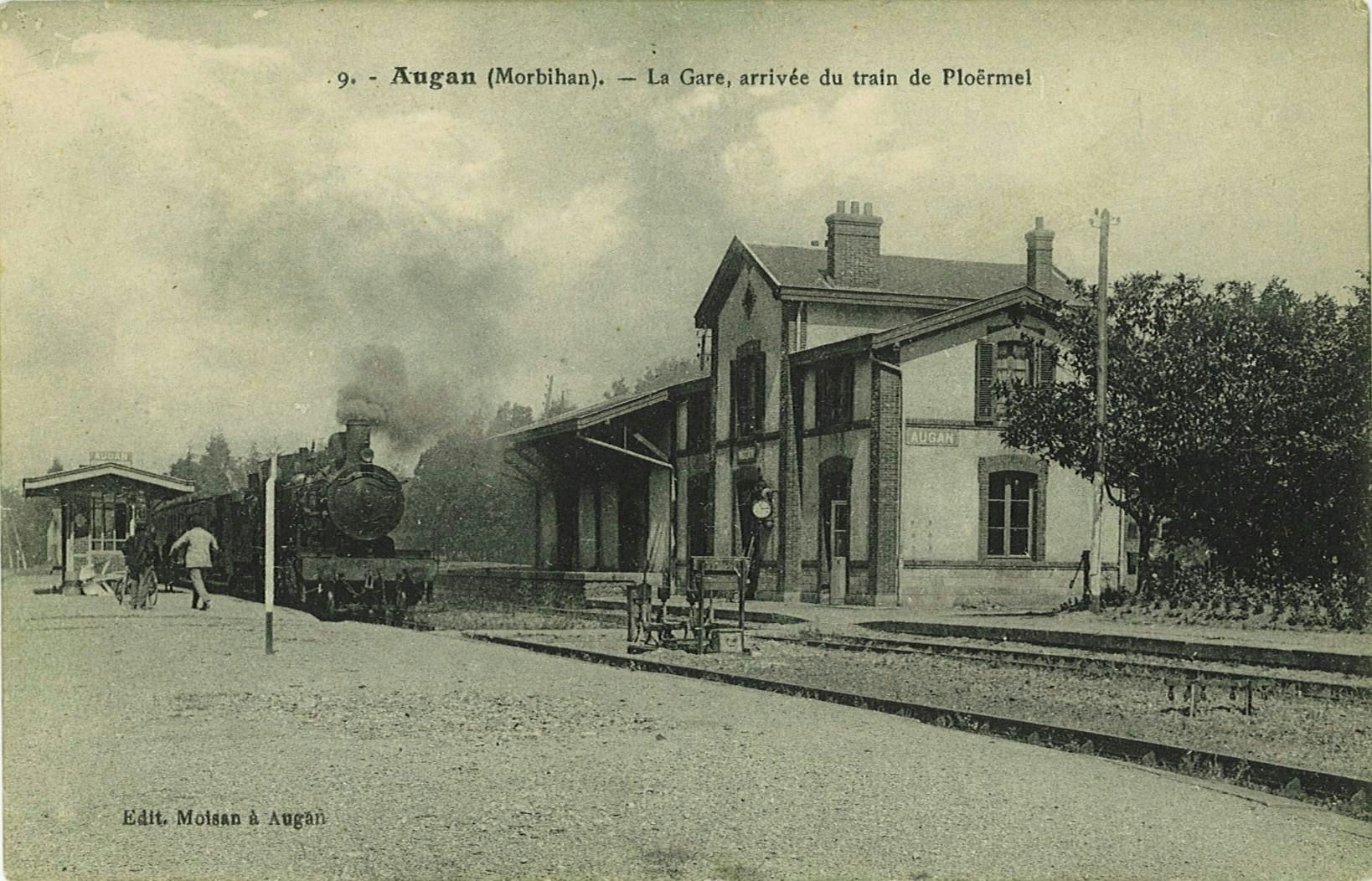 La Gare, arrivée du train de Ploërmel