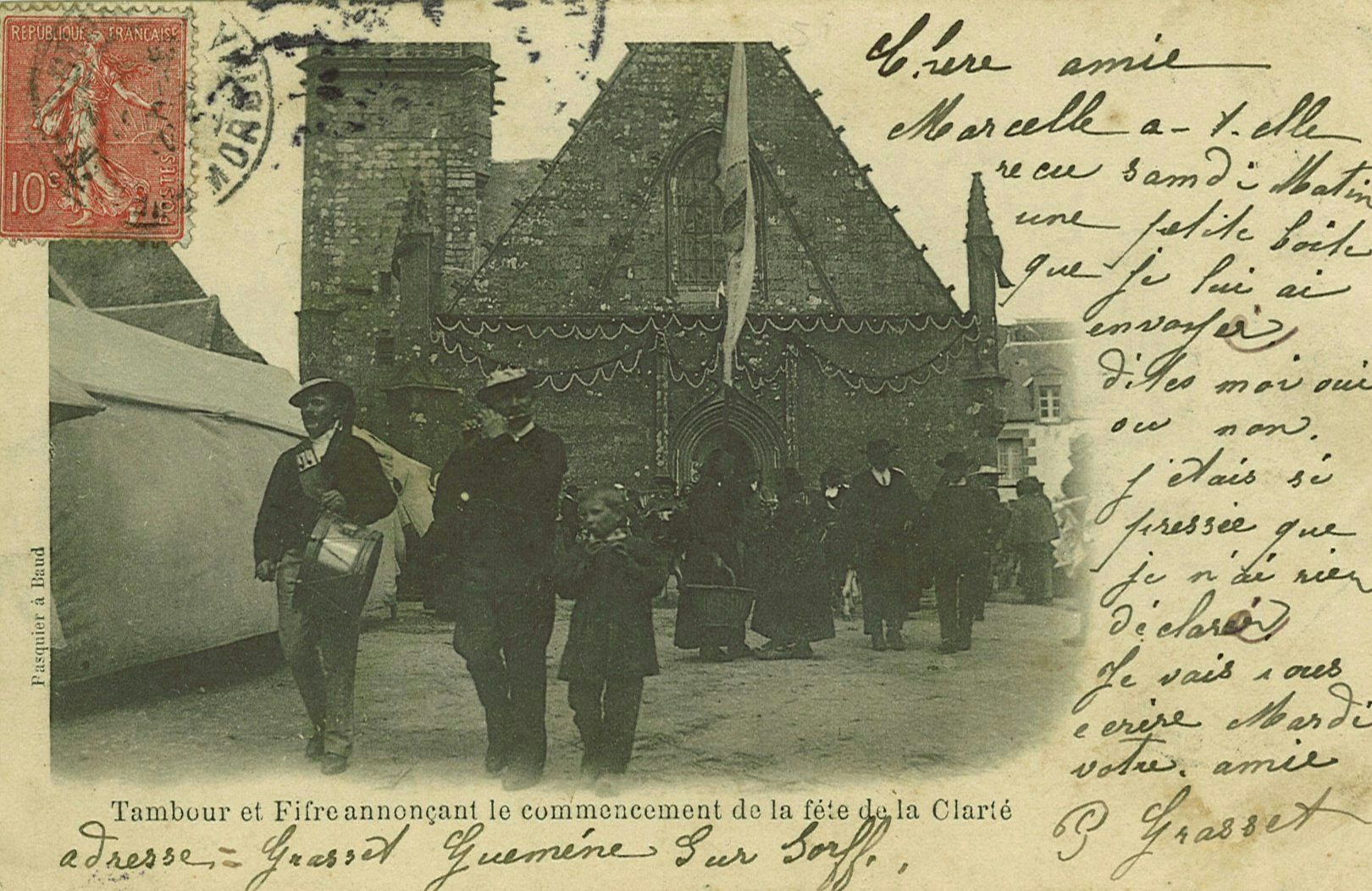 Tambour et Fifre annonçant le commencement de la fête de la Clarté