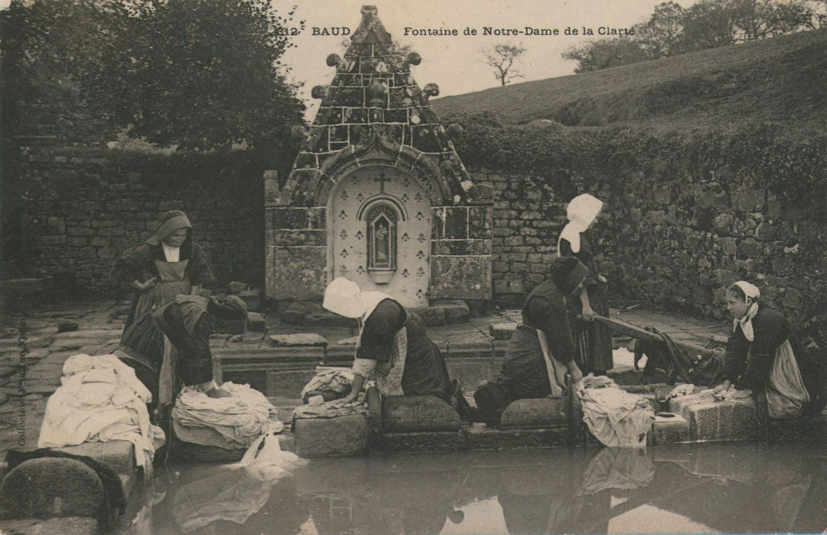 Fontaine de Notre-Dame de la Clarté
