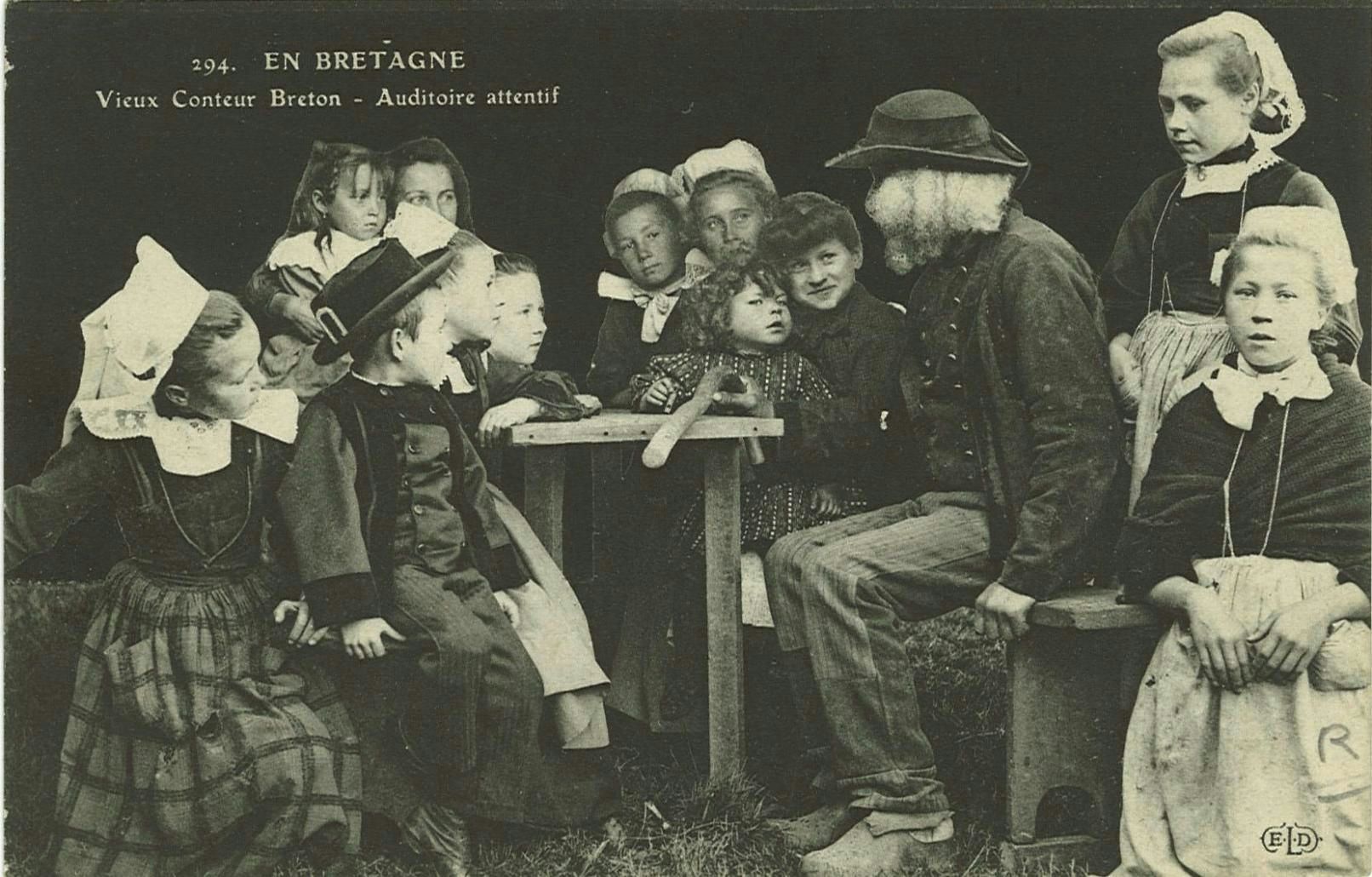 Vieux Conteur Breton - Auditoire attentif
