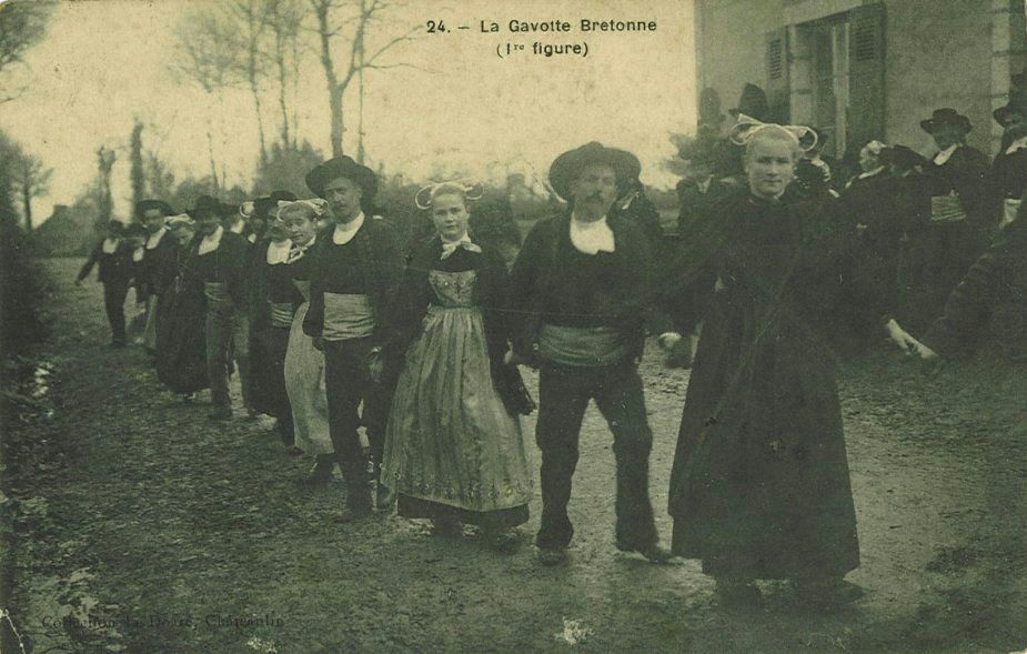 La Gavotte Bretonne (1ère figure)