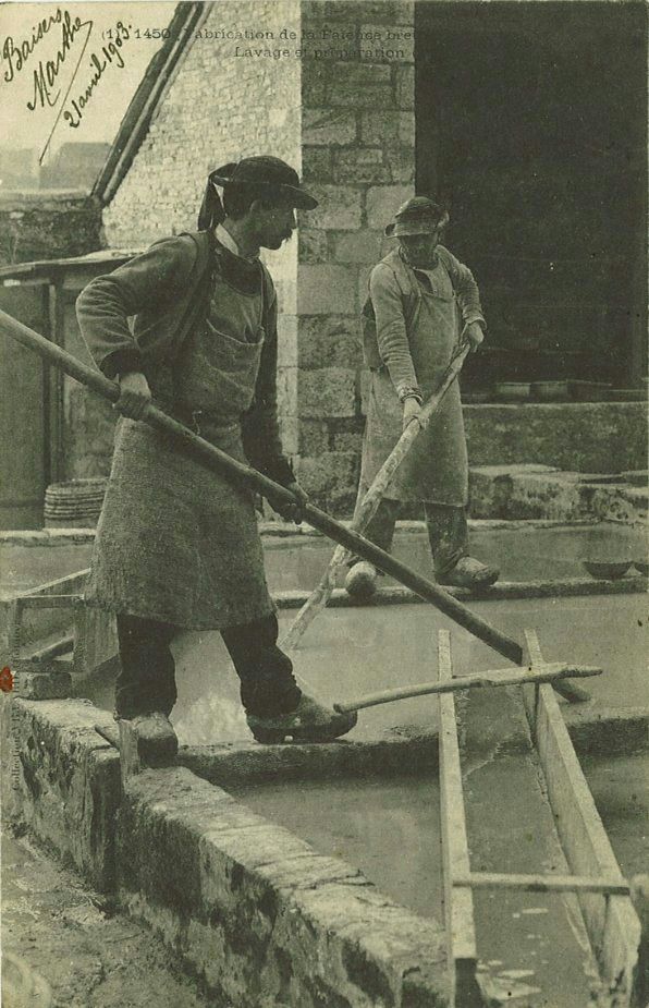 Fabrication de la Faïence bretonne - Lavage et préparation