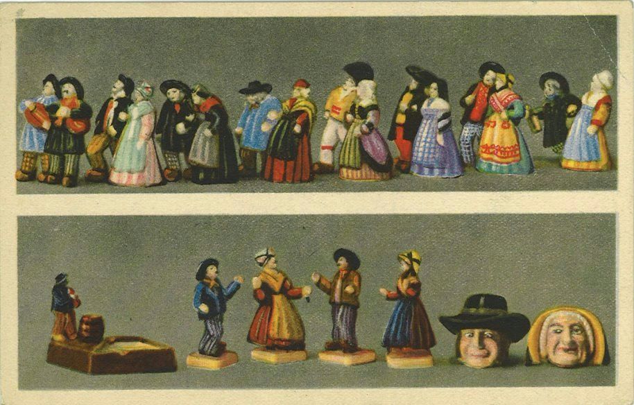 Auvergne.- Noce auvergnate : Cabrettaire mariés vieux d'Aurillac vieux du Puy couple de Riom couple de Thiers promis du Puy-de-Dôme le poivrot hauteur 11 cm - Saleron tête La bourrée 4 sujets hauteur 11 cm 16 cm Cendrier auvergnat 4 modèles