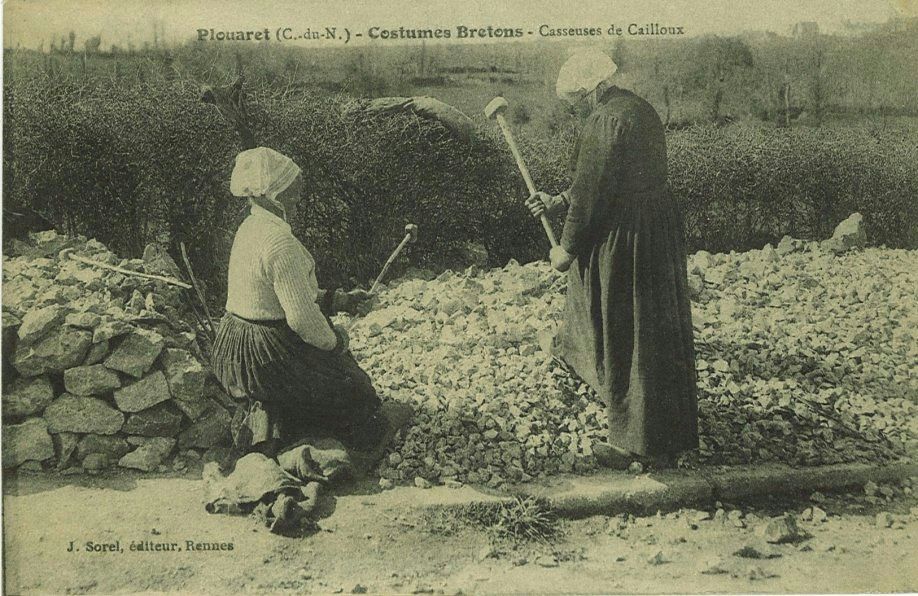 Casseuses de Cailloux