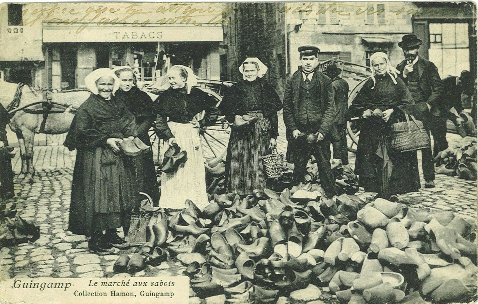 Le marché aux sabots