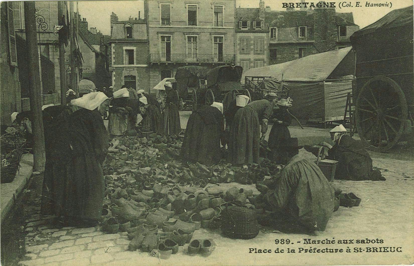 Marché aux sabots - Place de la Préfecture à St-Brieuc