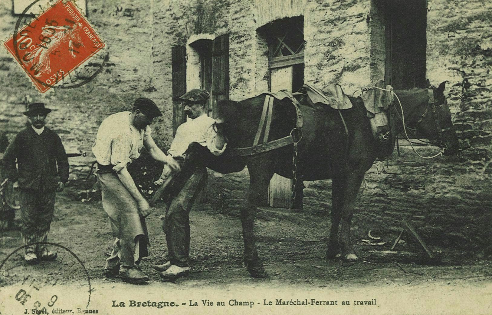 La Vie au Champ - Le Maréchal-Ferrant au travail