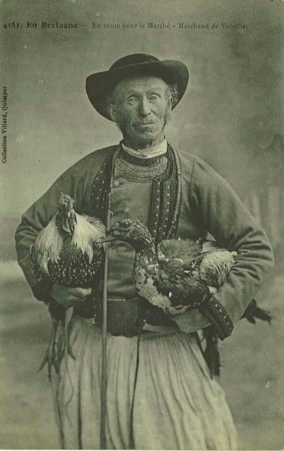 En route pour le Marché - Marchand de Volailles