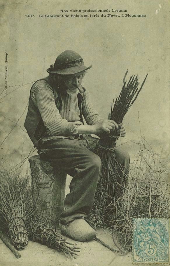 Le Fabricant de Balais en forêt du Nevet à Plogonnec