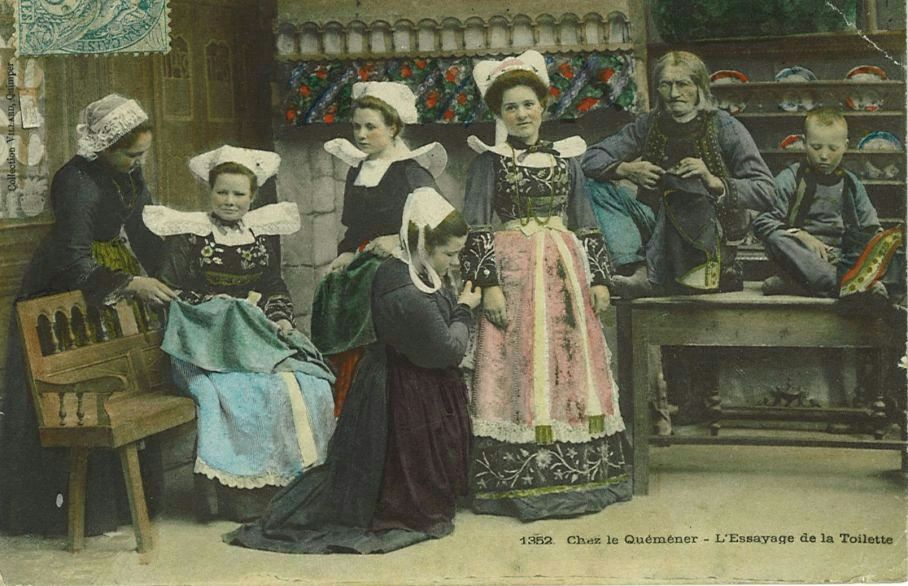 Chez le Quéméner - L'essayage de la Toilette