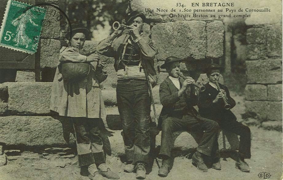 Orchestre Breton au grand complet