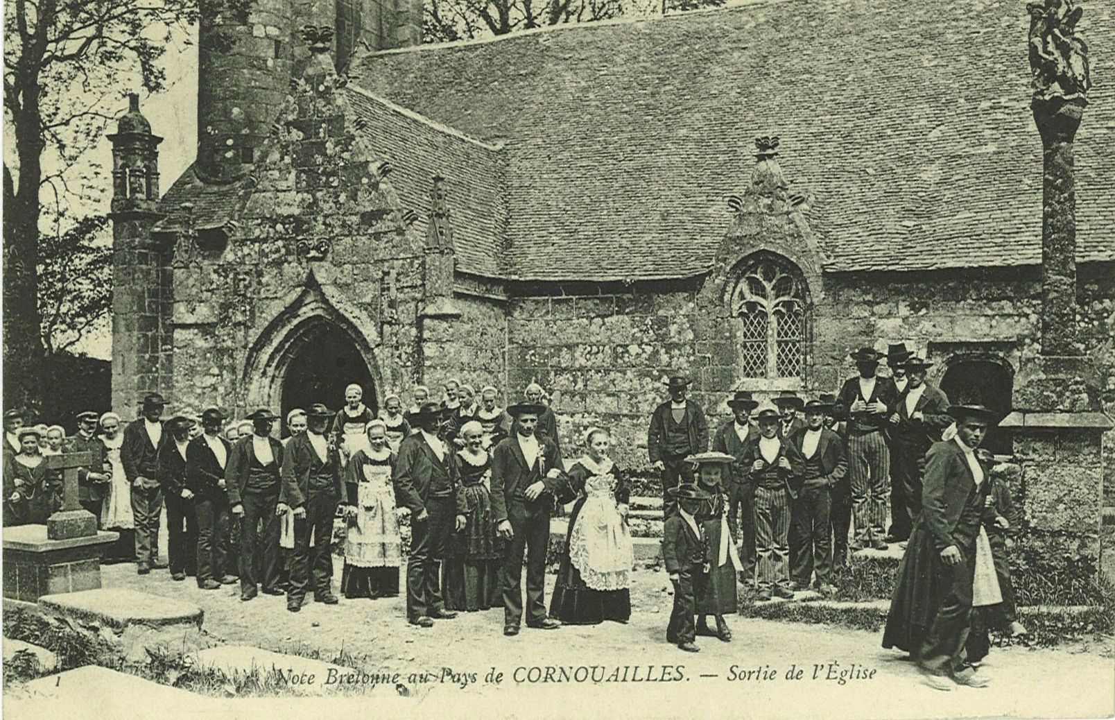 Sortie de l'Eglise