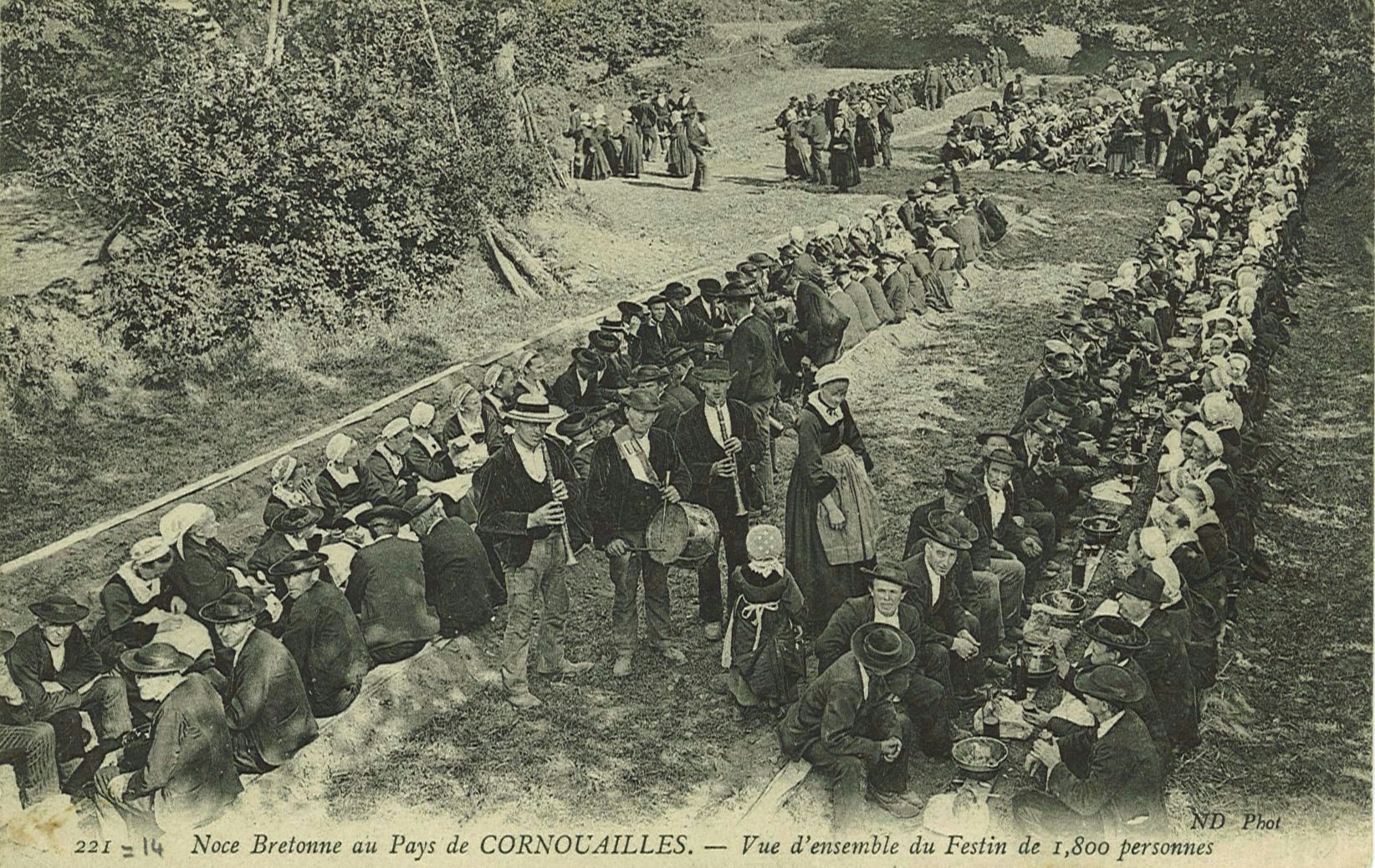 Vue d'ensemble du Festin de 1 800 personnes