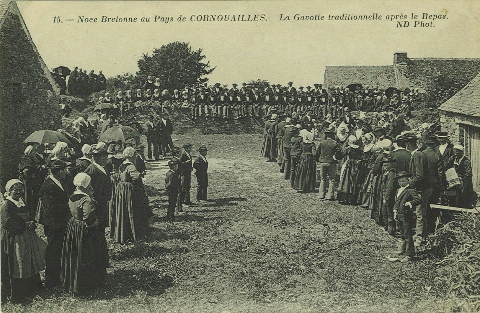 La Gavotte traditionnelle après le Repas