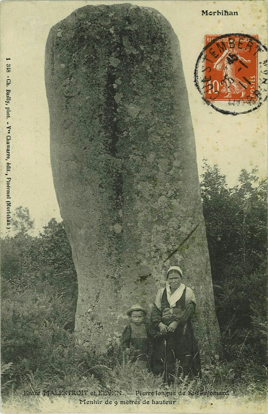 Pierre longue de St-Guyomard Menhir de 9 mètres de hauteur
